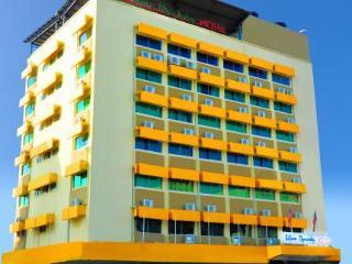 Silam Dynasty Hotel Lahad Datu Buitenkant foto